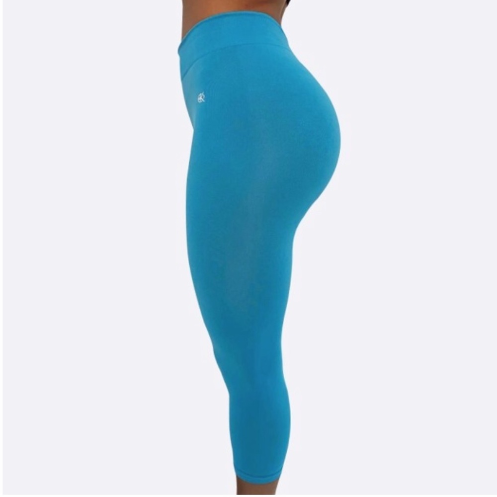 NEW Workouts by katya sky blue small leggings